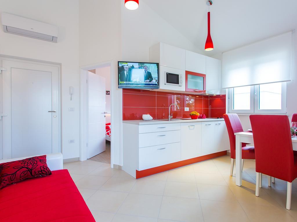 Birikina With Pool Appartement Poreč